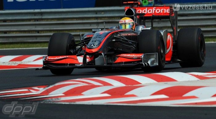 Kikészítette a McLarent az időmérő hibája