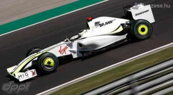 Buttont is fékezte a Massát kiütő rugó