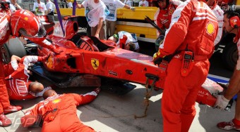 Jönnek a zárt pilótafülkék?