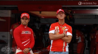 Jelöltek Massa helyére