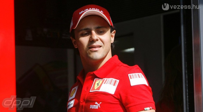 Massa már lábra állt!