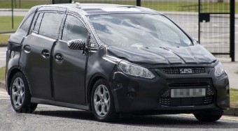 Kémfotók az új Ford egyterűről