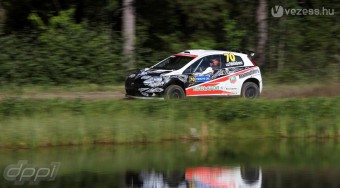 Videó Kimi ralis bukásáról