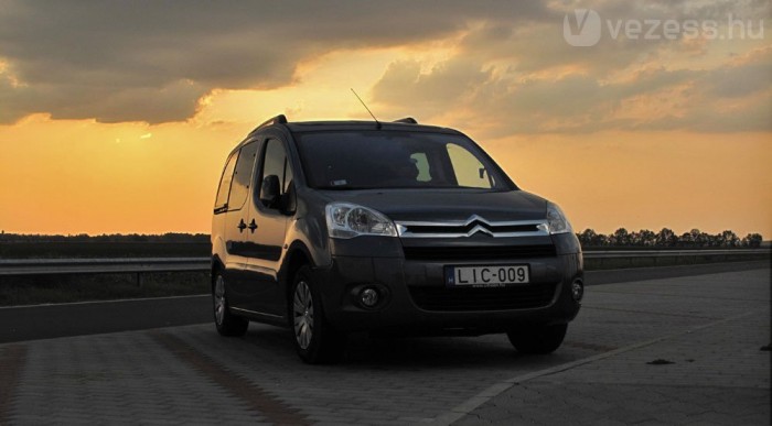 Itt még tisztán, jószagúan