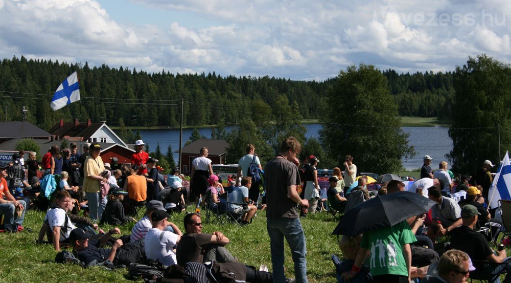 Autóverseny és szép táj, jól megfértek egymás mellett