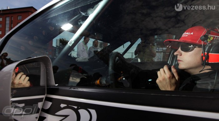 Elájultak Räikkönentől a ralicsillagok