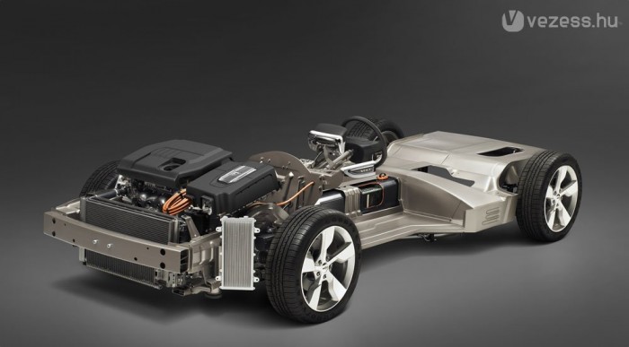 Az LG szállítja a Volt telepeit. A 180 kilós akkucsomag a kardánalagútban van