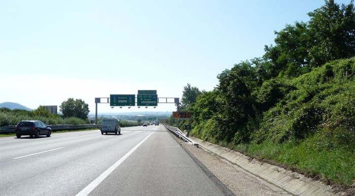 Menekülni az M0-ról, amíg lehet 6 | Vezess A fővároshoz közelítve a nullás előtt az M1-esen és az M7-esen is van egy ilyen kijelző