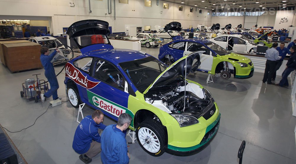 Már közel 100 Focus WRC készült