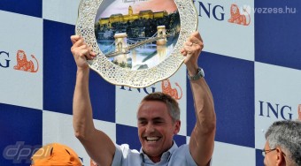 Bajnok akar lenni a McLaren
