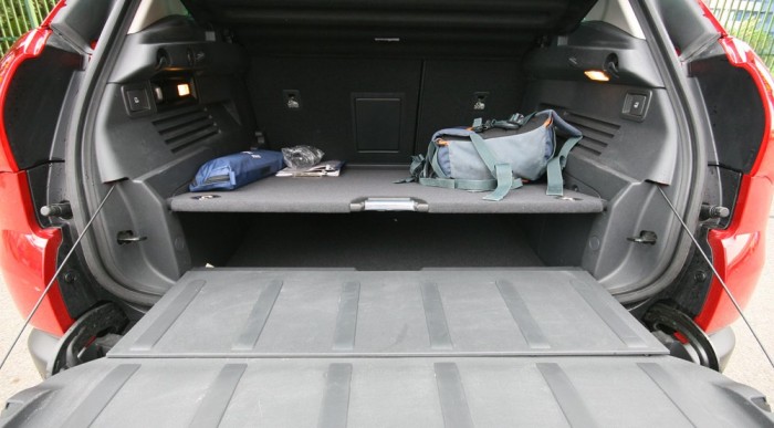 Peugeot 3008: A francia Chokitó 11 | Vezess Öröm a pakolás