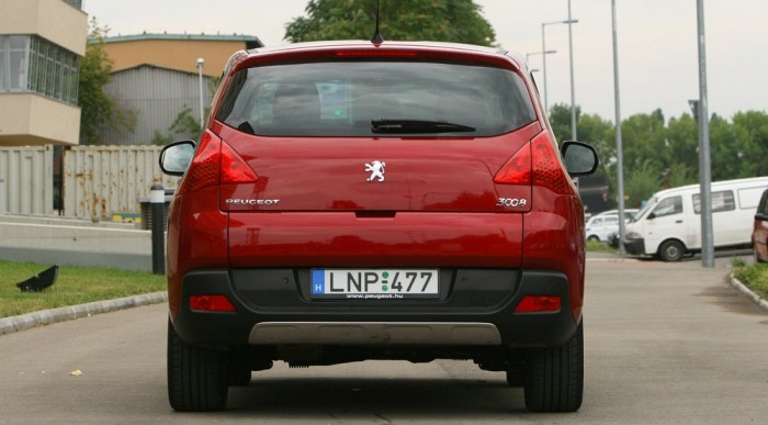 Peugeot 3008: A francia Chokitó 13 | Vezess Innen a legterepjárósabb