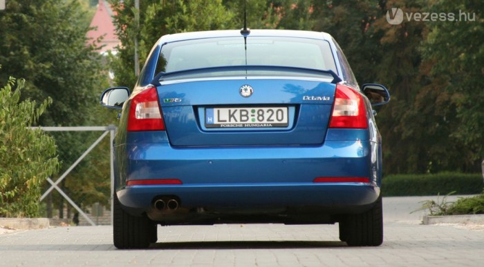 Ciki, hogy nincs hátsó ablaktörlő