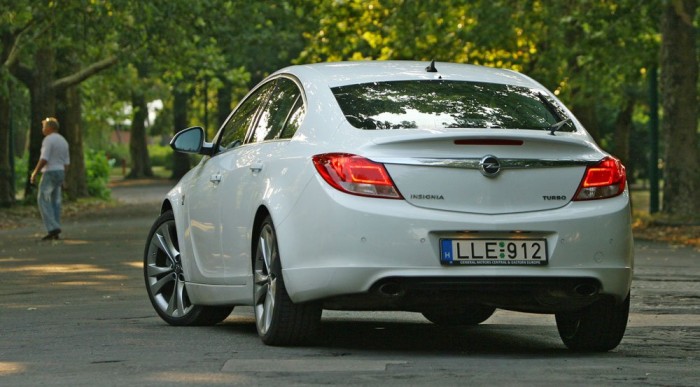 Sportos minden oldalról