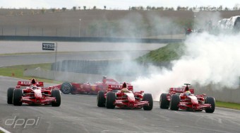 Schumacher ülhet a harmadik Ferrariba?