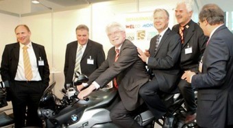 Háromüléses BMW tanulmánymotor