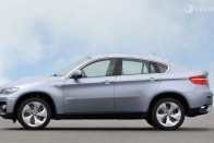 Brutális hibridekkel újít a BMW 17