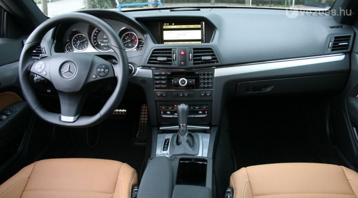 Minőségérzetben semmi különöset nem nyújt a belső tér