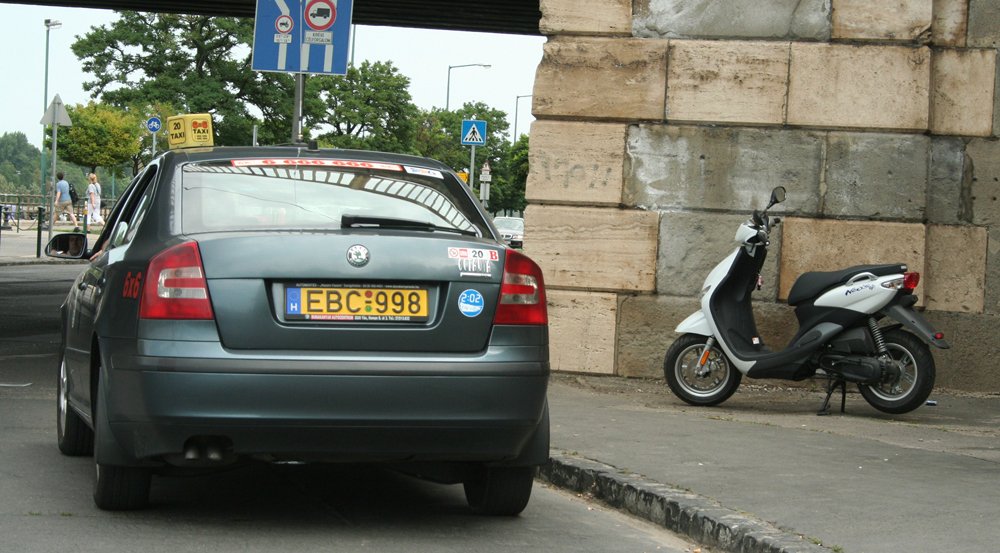 Motorral nem kell fizetni a várakozásért