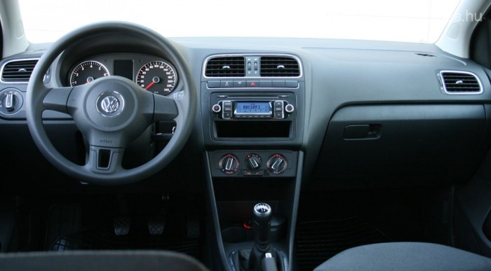 Szép és igényes a műszerfal