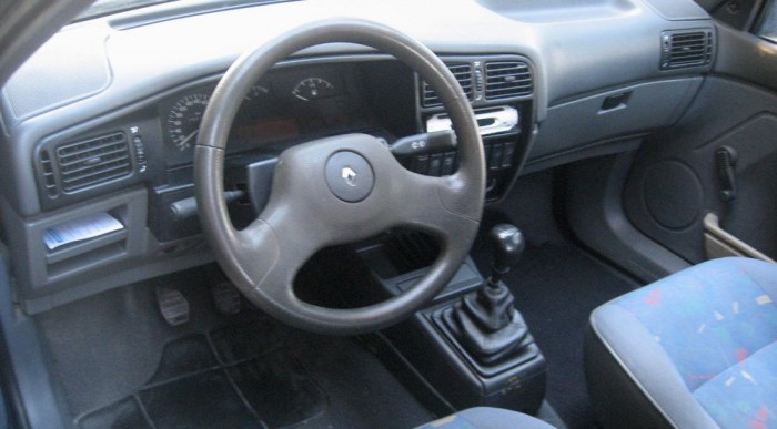 Mai szemmel nagyon műanyag