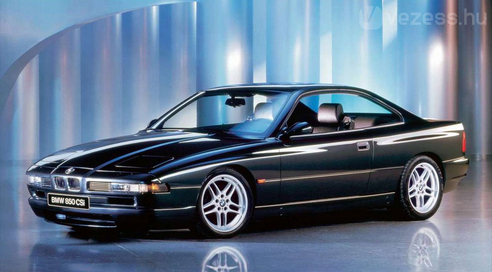 BMW 850 CSi V12-es motorral