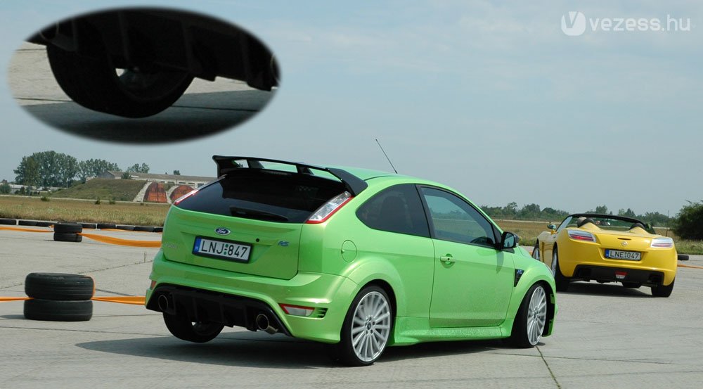 Focus RS három keréken