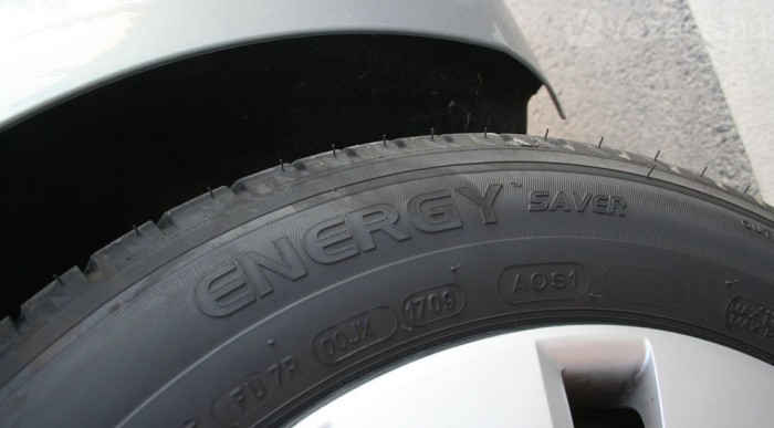 Ezt a gumit csak az e kapja az A4-esekből