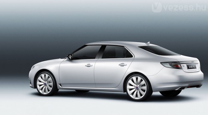 A klasszikus Saab 900-ra utal a hátsó