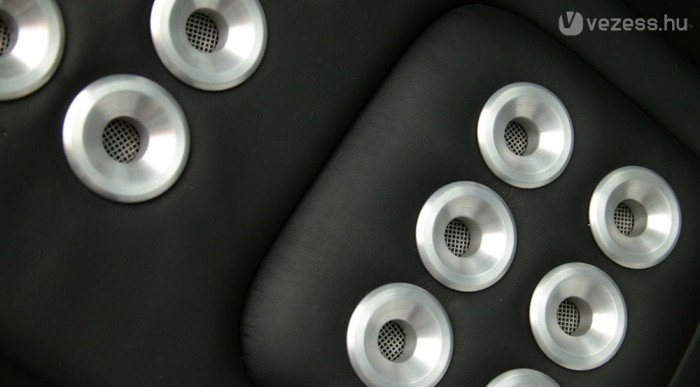 Két ilyen csaj csak magyar lehet 10 | Vezess Csövek segítik a szellőzést az ülésben