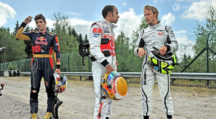 Hamiltonék megúszták a büntetést 6 | Vezess Rövid futam volt