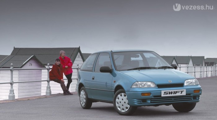 1988-ban váltotta le ez a Swift szögletes elődjét