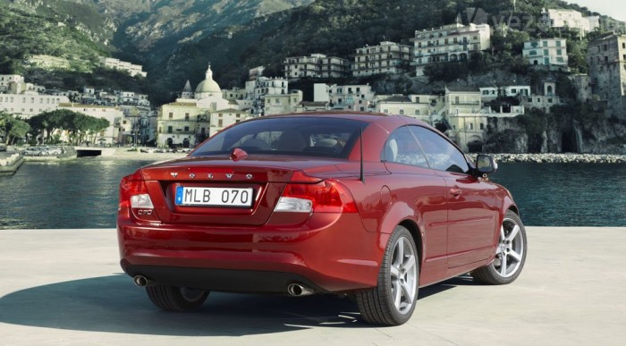 LED-es lámpák hátul 