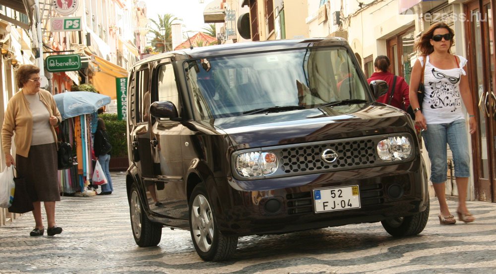 Állítólag a Nissan Cube utódja Európában is kapható lesz. A Cube túl nagy kei-carnak