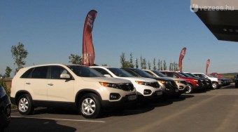 Új Kia Cee'd és még újabb Sorento