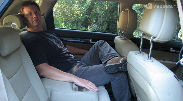 Lehetetlenül tágas