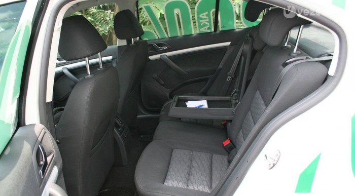 Hátul is kényelmes az Octavia