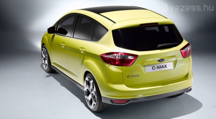 Holttérfigyelő rendszer is kerül bele