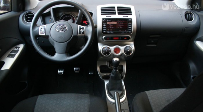 Elég igénytelenek az anyagok belül