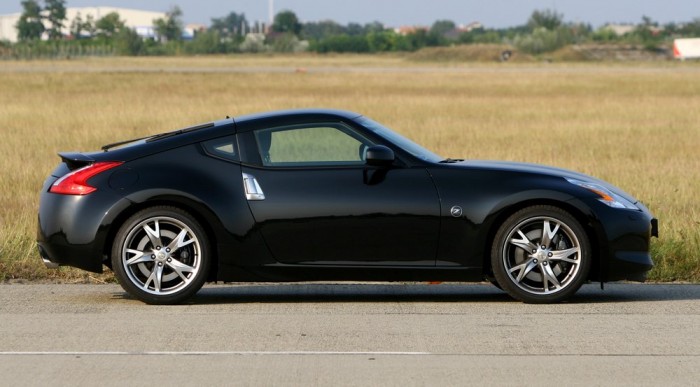 Könnyebb és rövidebb a 350Z-nél