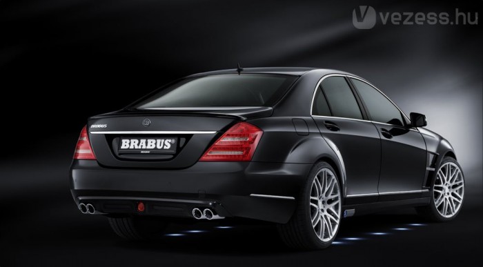 Brutális luxus Merci 8