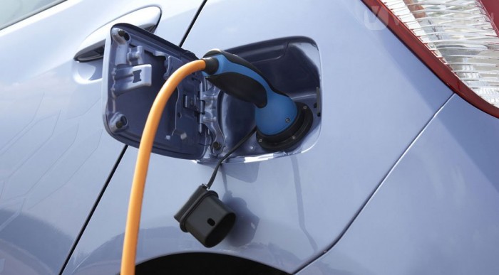 Konnektorról tölthető