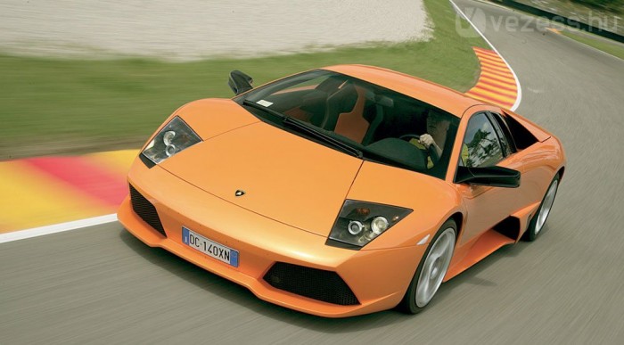 A Murcielagónál még a kistestvére is jobb