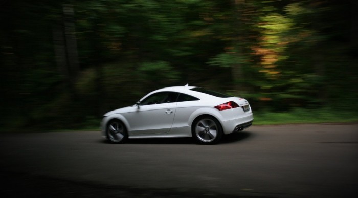 Audi TTS: Izgalmi állapot 6 | Vezess Nem veszélyesebb, mint Barbie