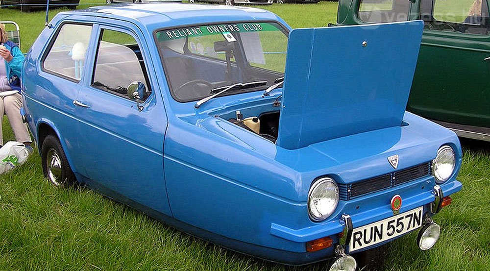 Reliant Robin