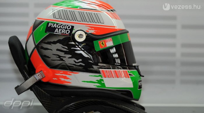 Életmentő sisak Fisichellának 7 | Vezess Schuberth RF1