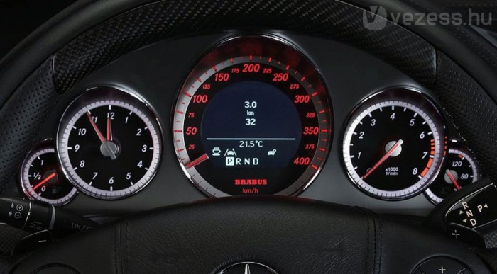 Mocskos fenevad 160 millióért 8 | Vezess A kilométeróra utolsó bejegyzése 400-nál van