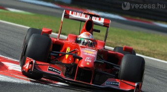 Räikkönen ajándékba kapta a 3. helyet