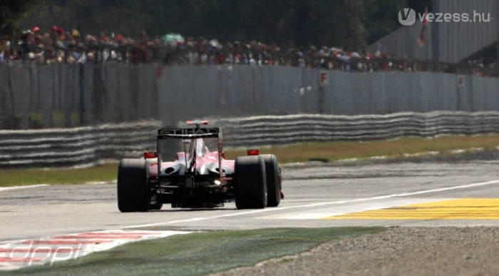 Räikkönen ajándékba kapta a 3. helyet 8