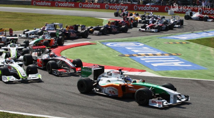 Komoly incidens nélkül zajlott a rajt